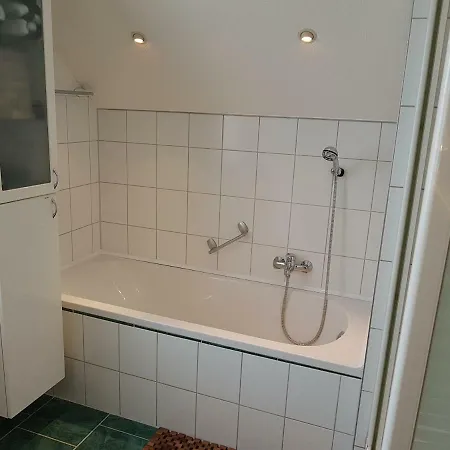 Ferien, Messewohnung In Der Nahe Des Uniklinikum Apartment Dusseldorf