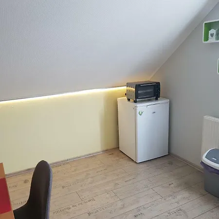 Ferien, Messewohnung In Der Nahe Des Uniklinikum * Dusseldorf