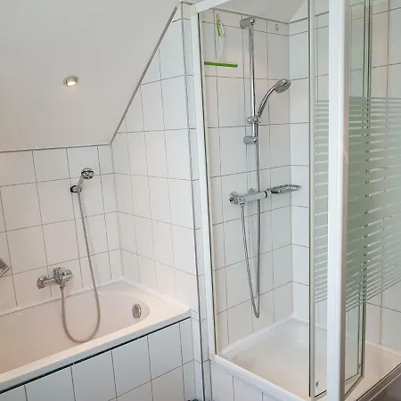 Ferien, Messewohnung In Der Nahe Des Uniklinikum Dusseldorf